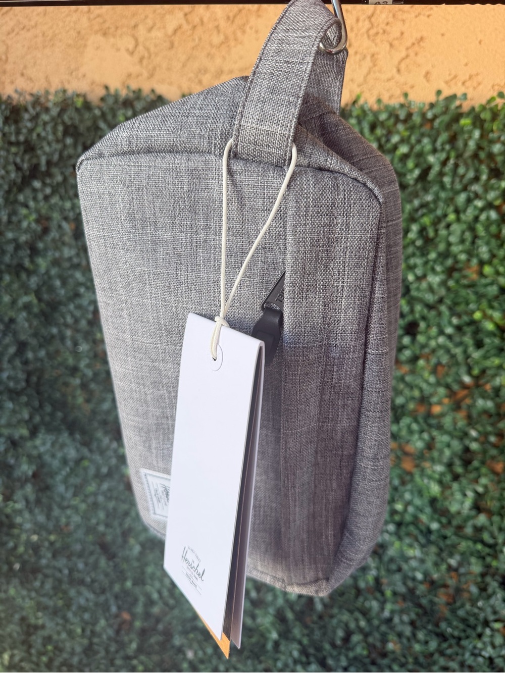 Herschel Chapter Travel Kit Gray Toiletry Dopp Bag